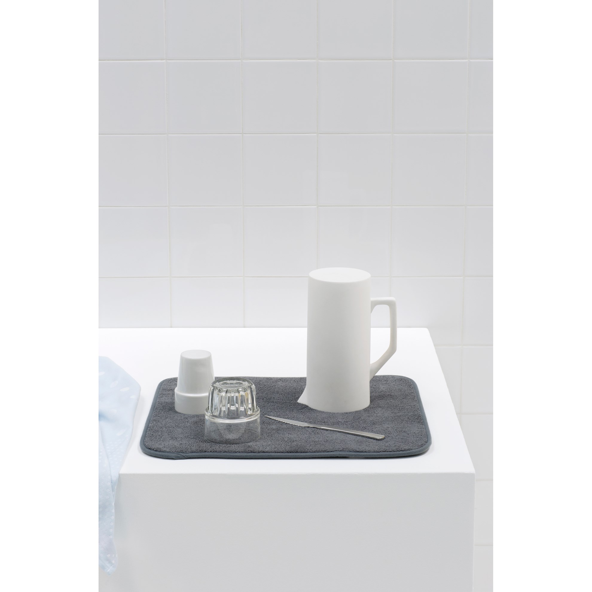 Odkapávač na nádobí z mikrovlákna Brabantia 47x40cm tmavě šedá_0