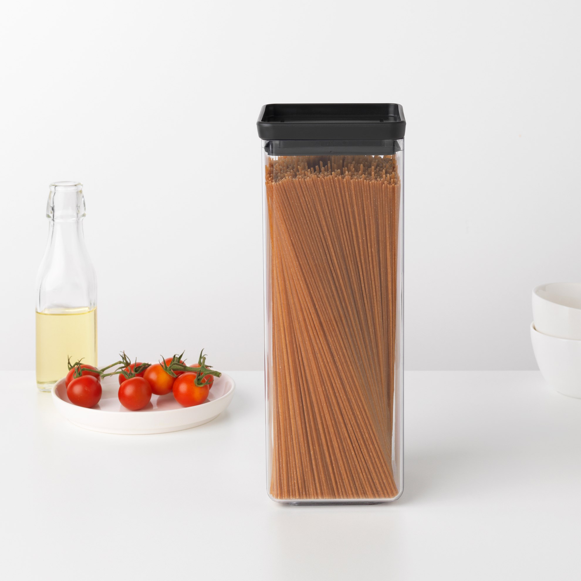 Plastová dóza Brabantia SQUARE 2,5l tmavě šedá_3