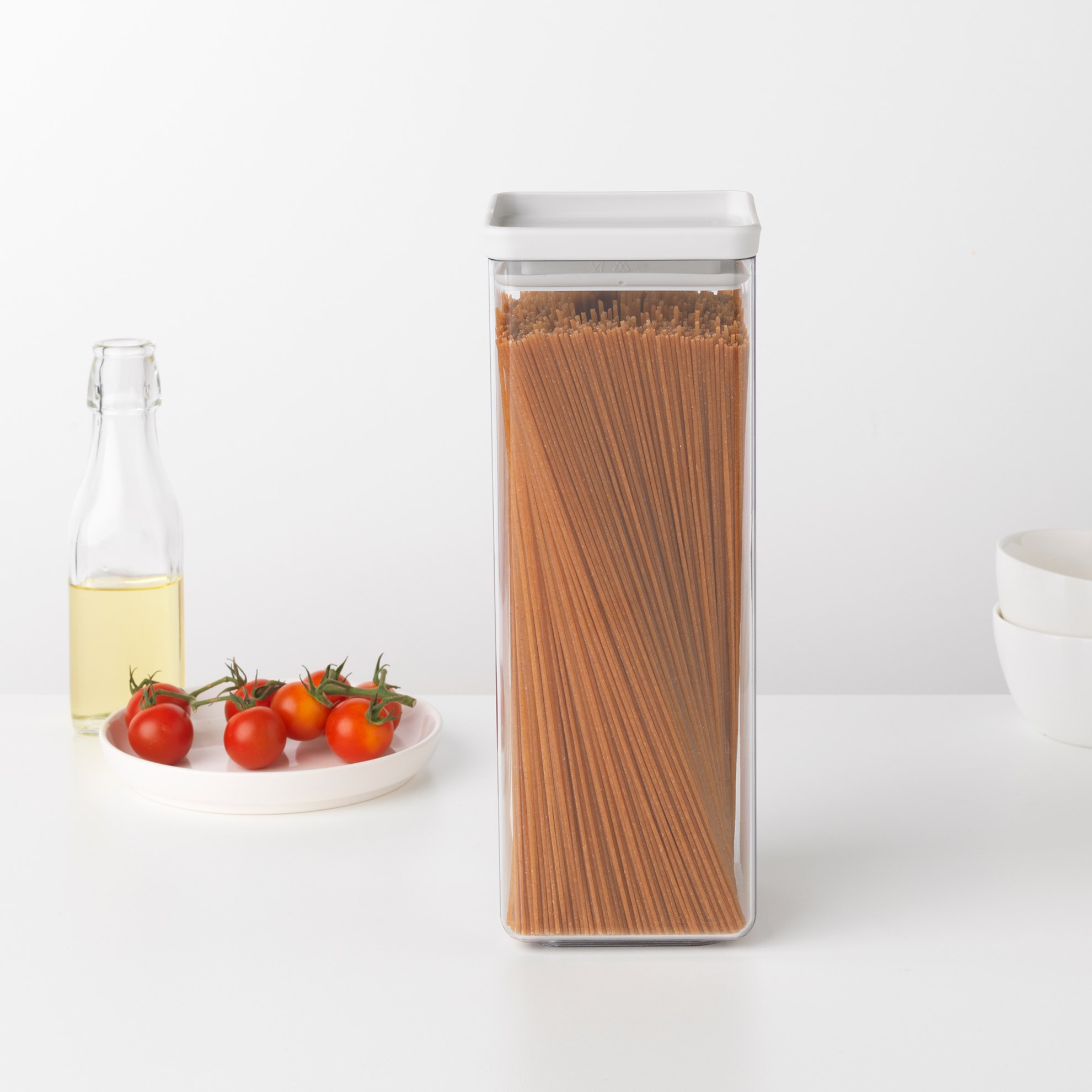 Plastová dóza Brabantia SQUARE 2,5l světle šedá_3