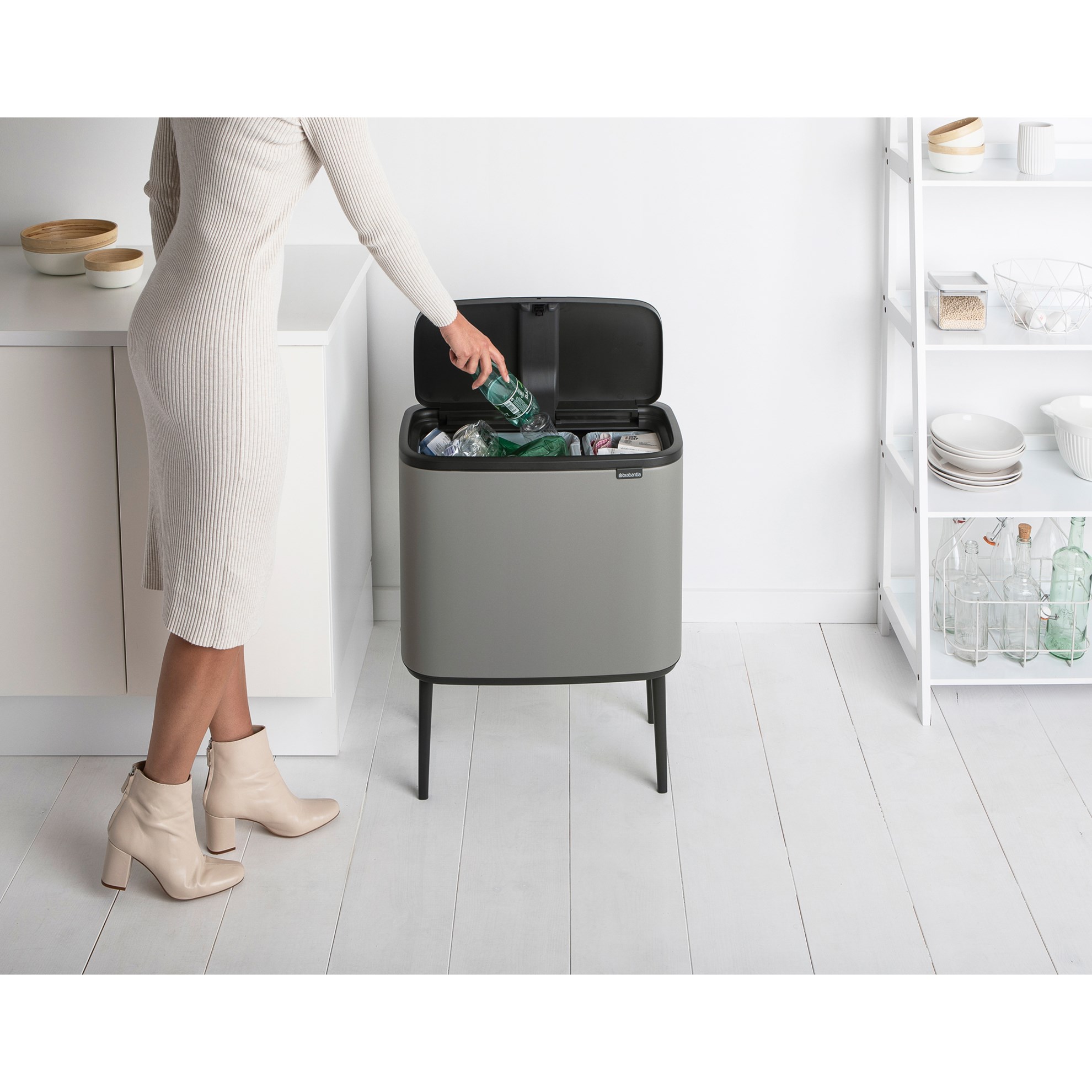 Odpadkový koš Brabantia BO TOUCH 11/23l šedý_2
