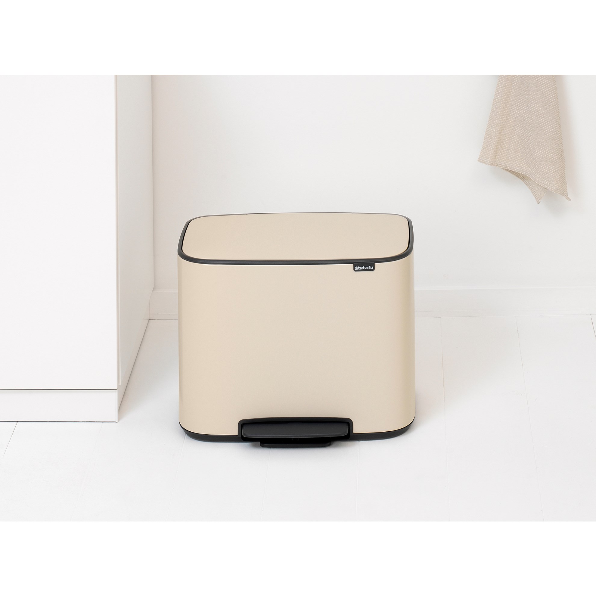 Pedálový odpadkový koš Brabantia BO 36l béžový_5