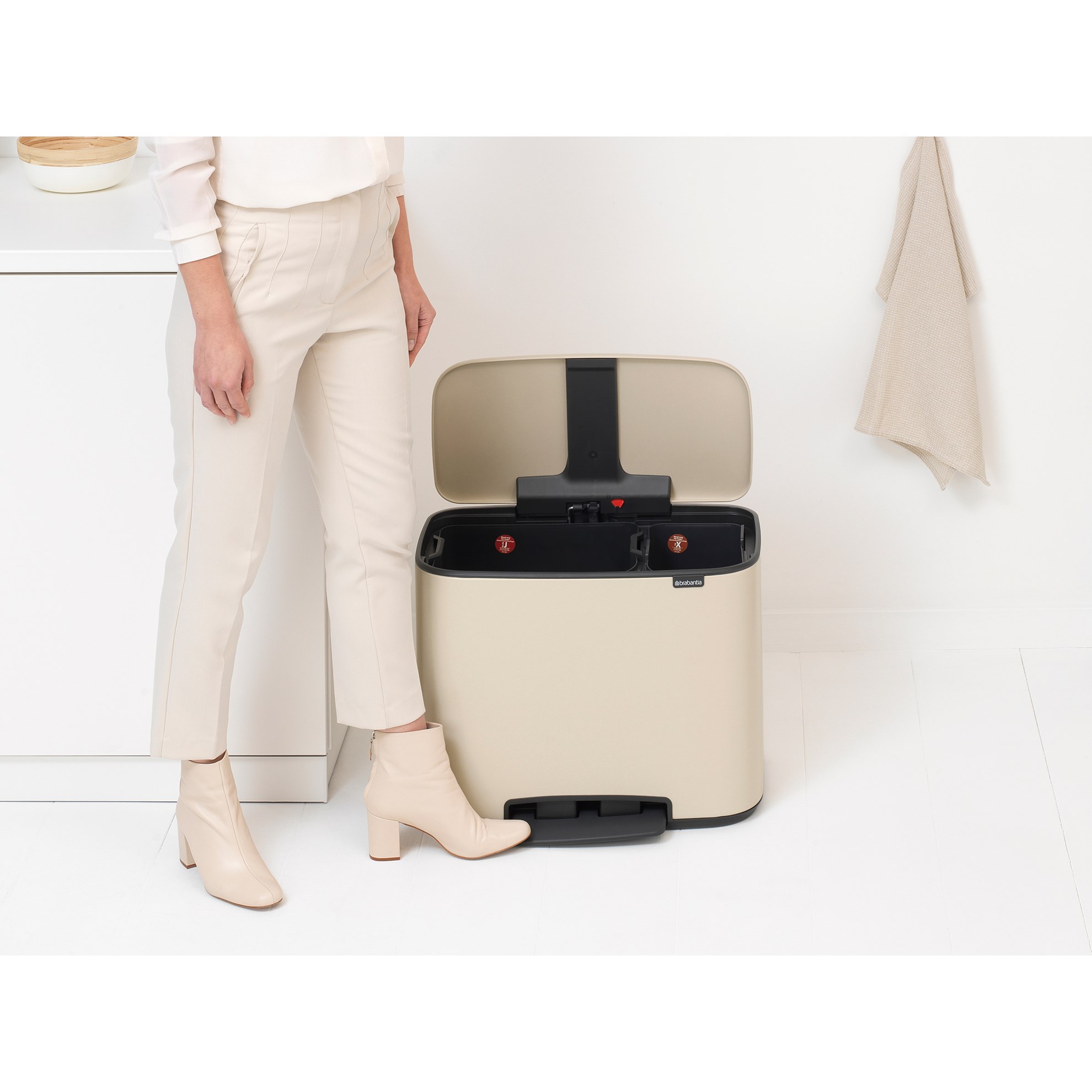 Pedálový odpadkový koš Brabantia BO 11l/23l béžový_9