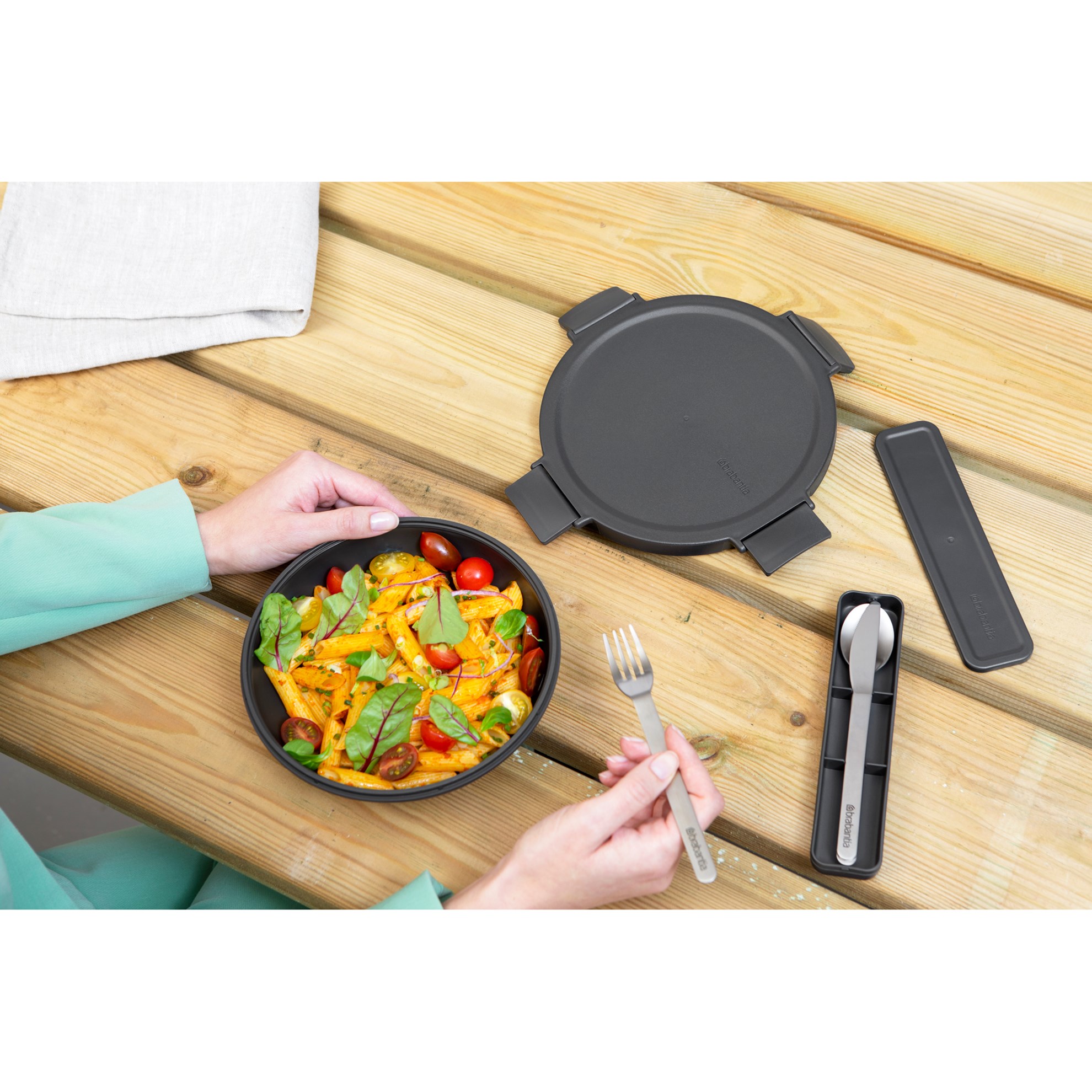 Obědový box Brabantia MAKE&TAKE kulatý 1l tmavě šedý_9