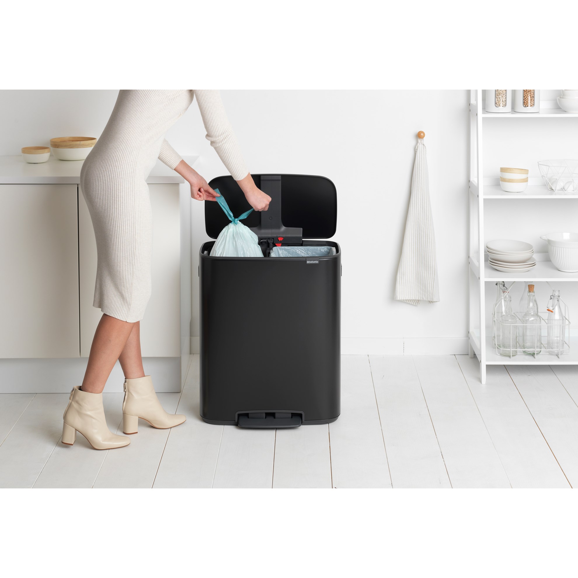 Pedálový odpadkový koš Brabantia BO 2x30l černý_13