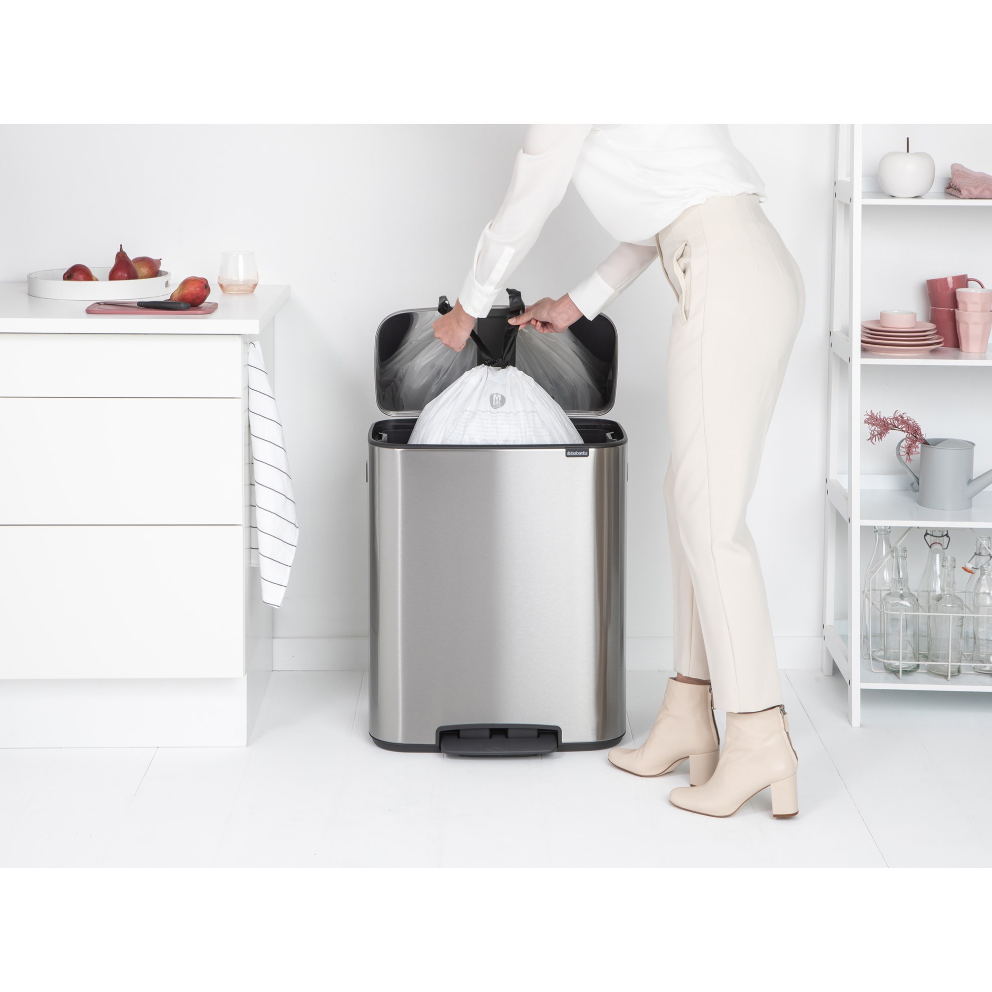 Pedálový odpadkový koš Brabantia BO 60l matná nerez_6