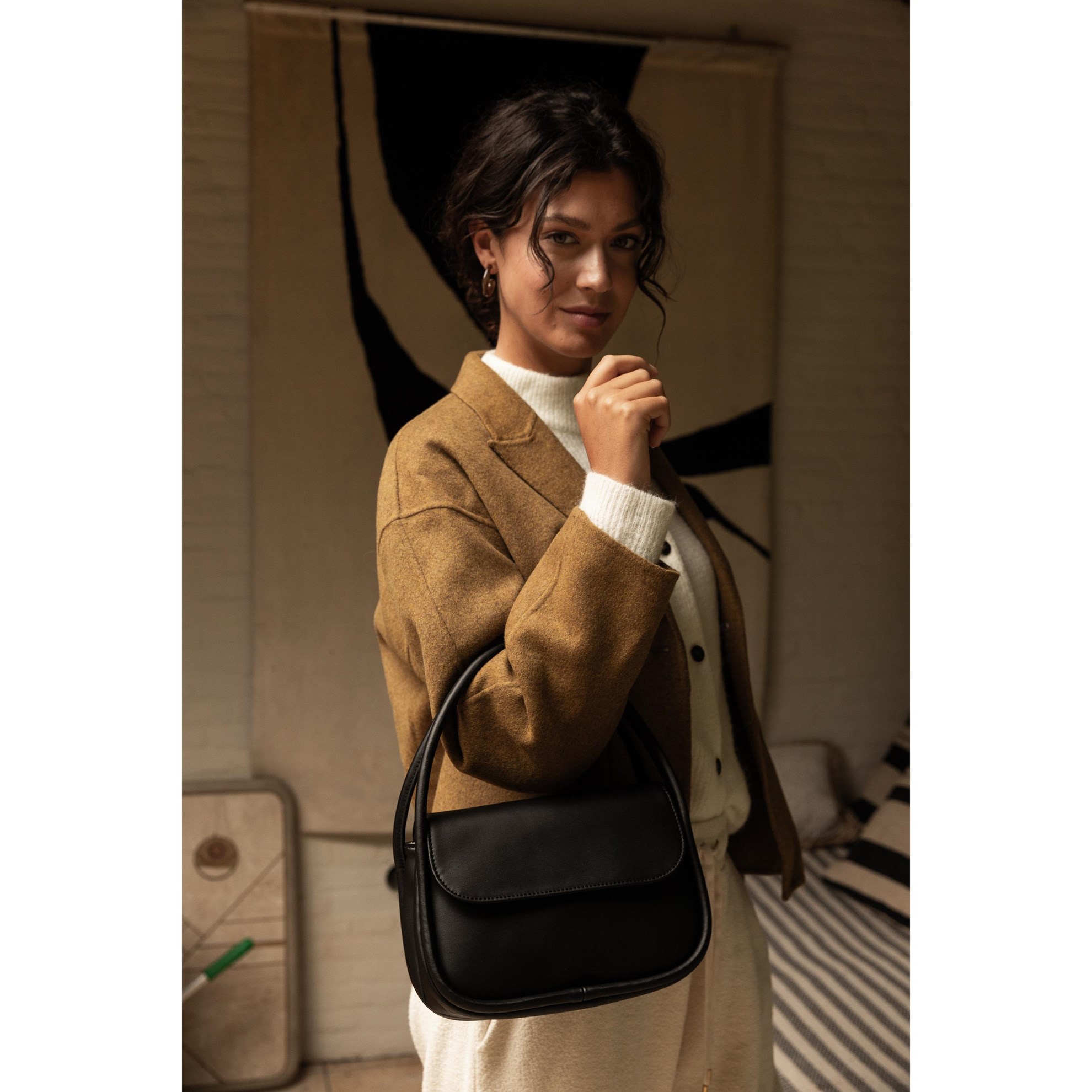 Příruční kabelka Monk & Anna Masaki black_4