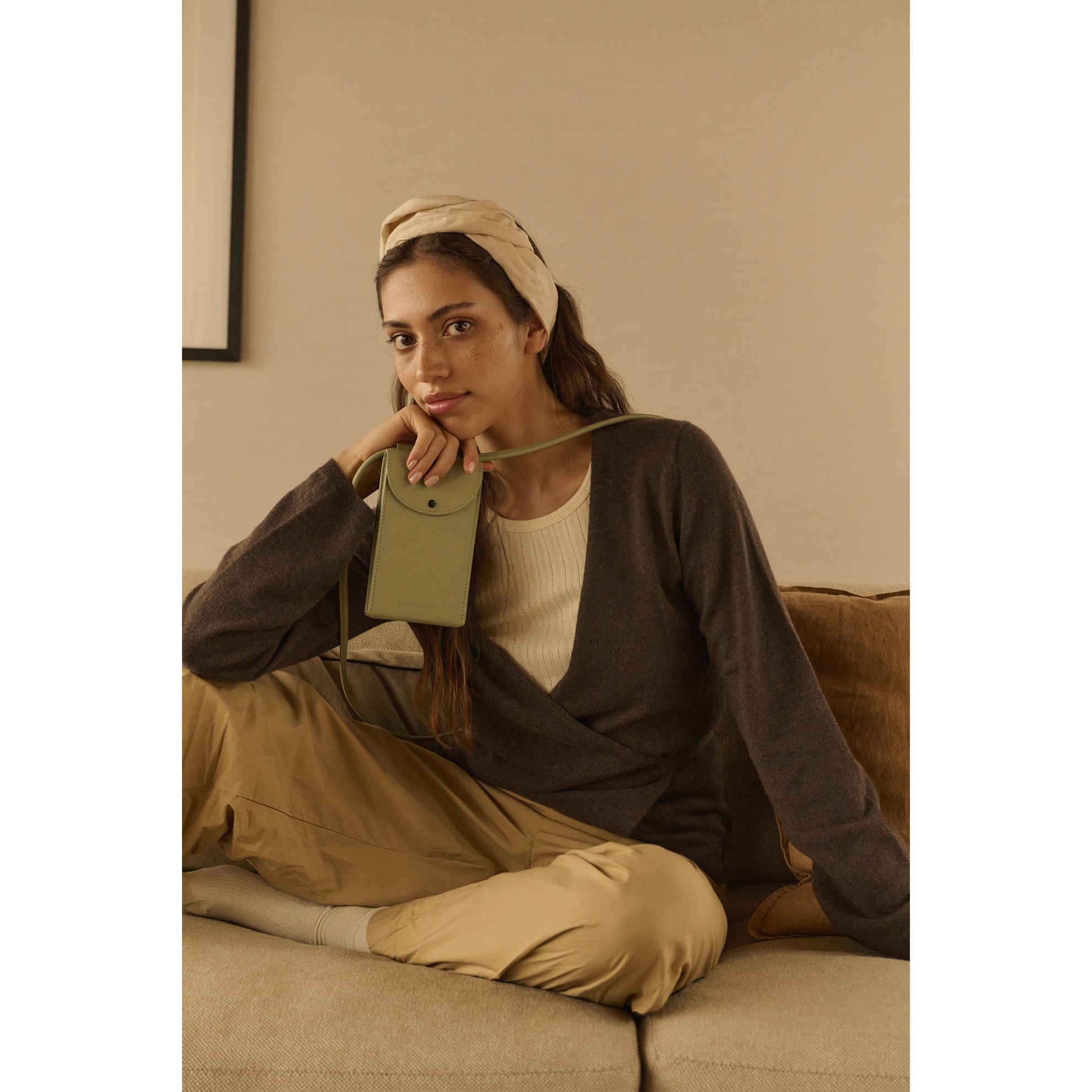 Pouzdro na telefon Monk & Anna peridot_0