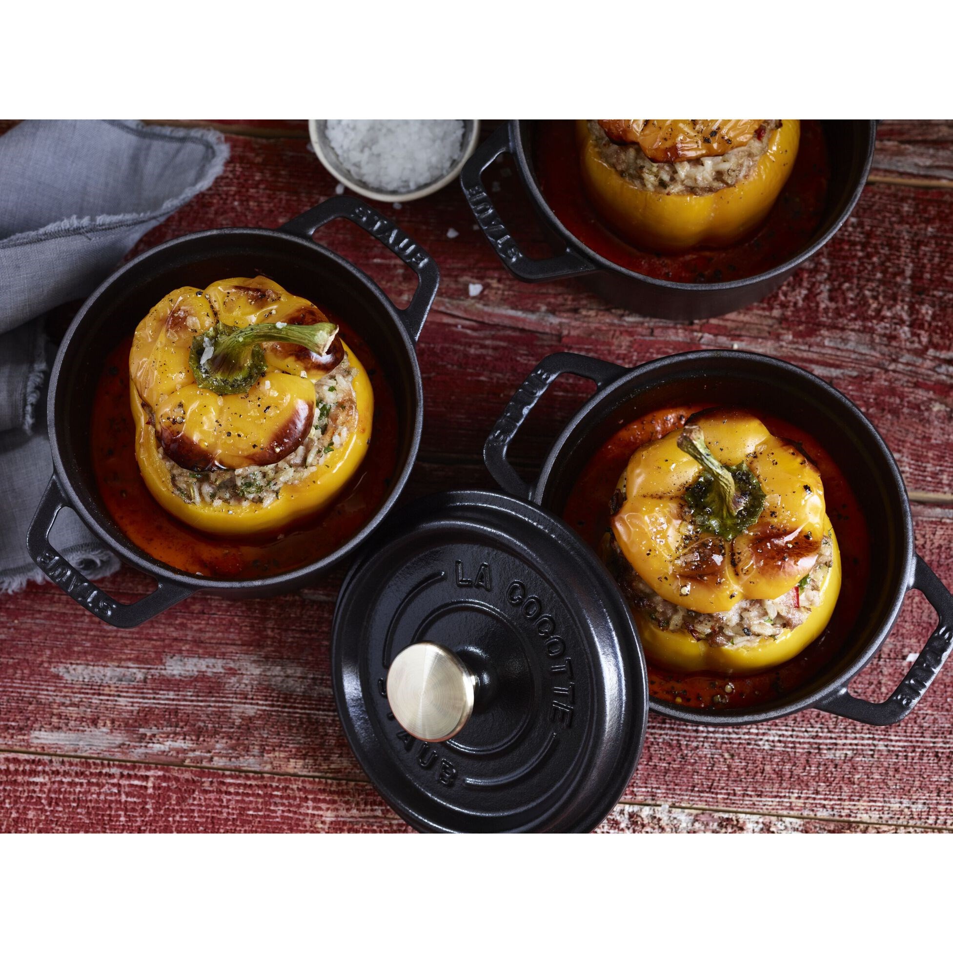 Hrnec STAUB  kulatý 12cm černý 400ml_0