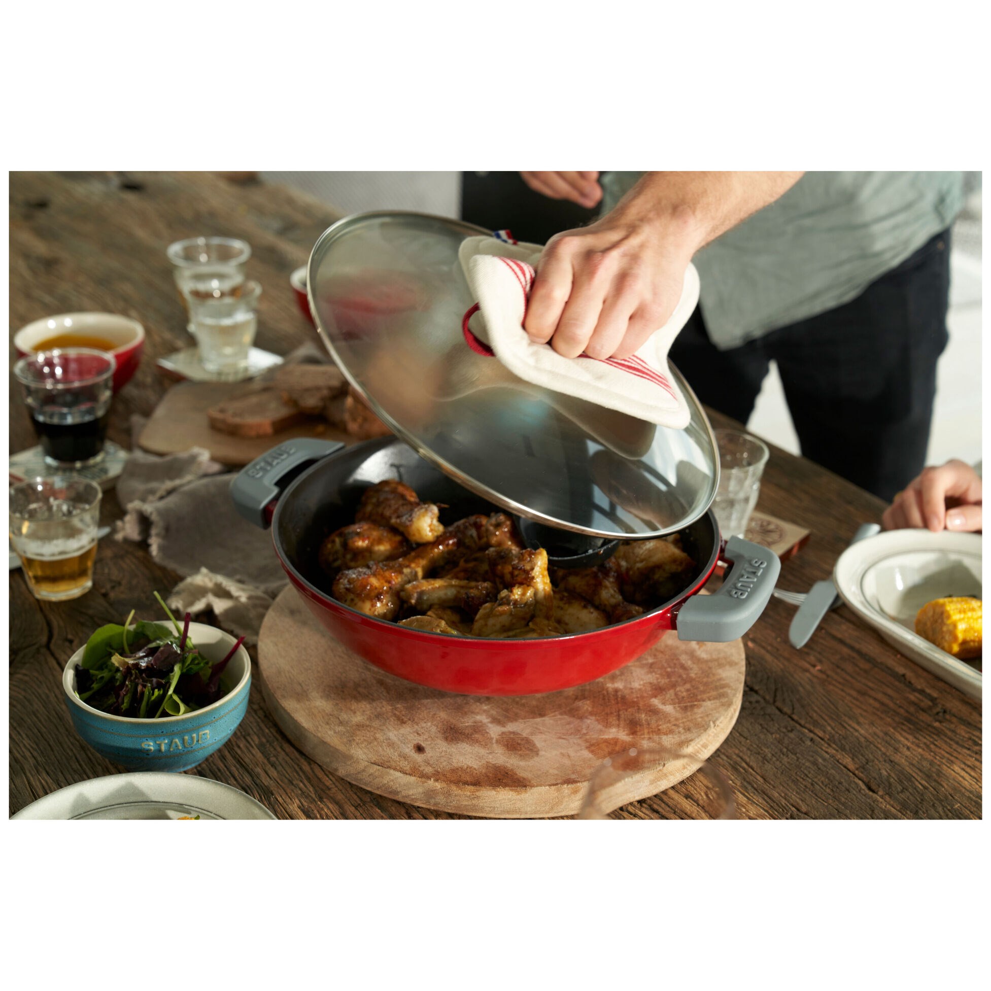 Pánev Wok STAUB 30cm červená 4,19l_3