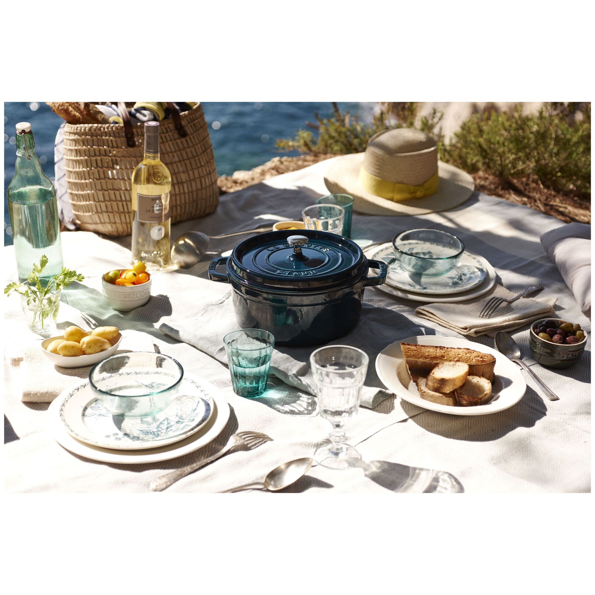 Hrnec STAUB  kulatý 28cm tyrkysový 6,7l_1