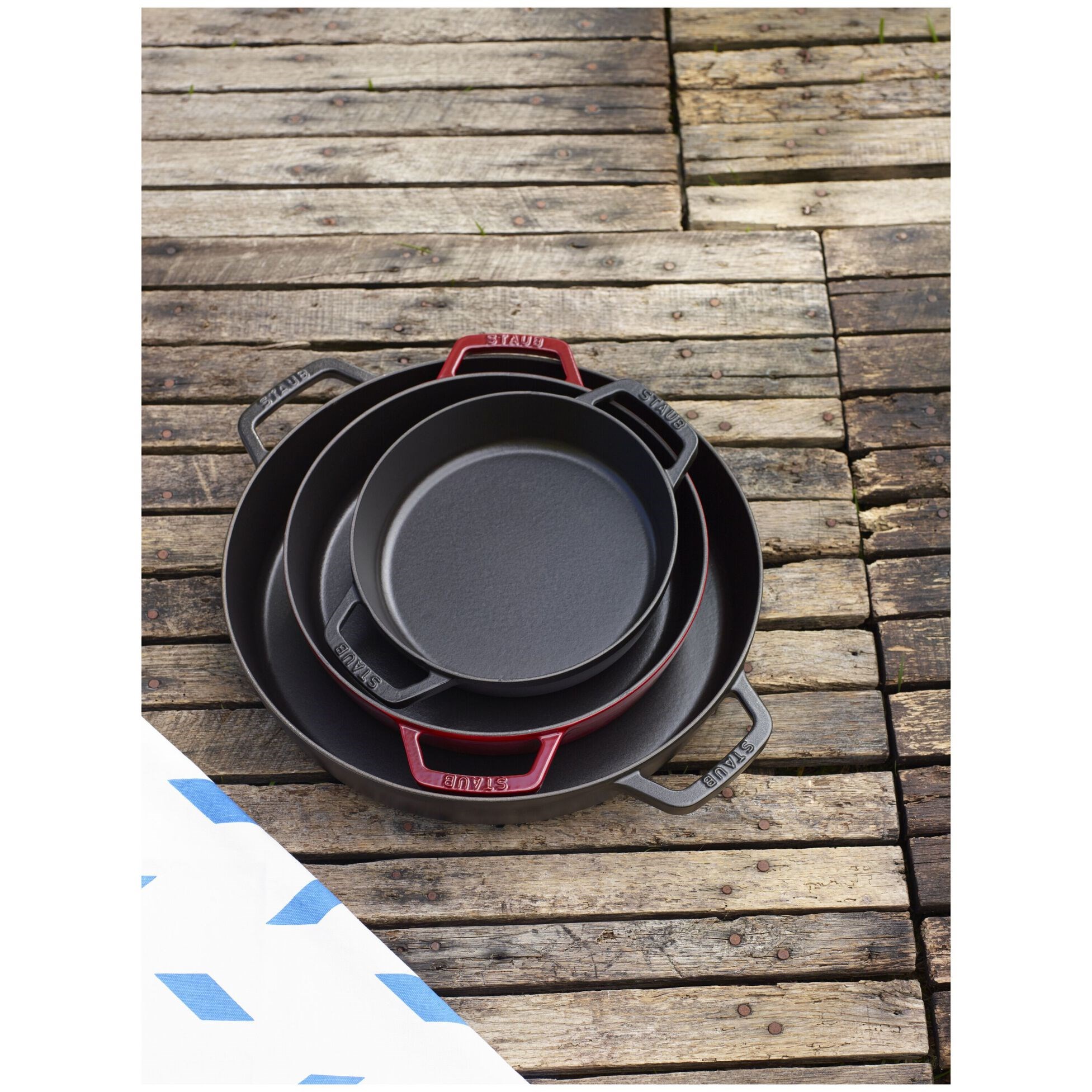 Litinová pánev STAUB PAELLA 34cm černá 4,25l_0