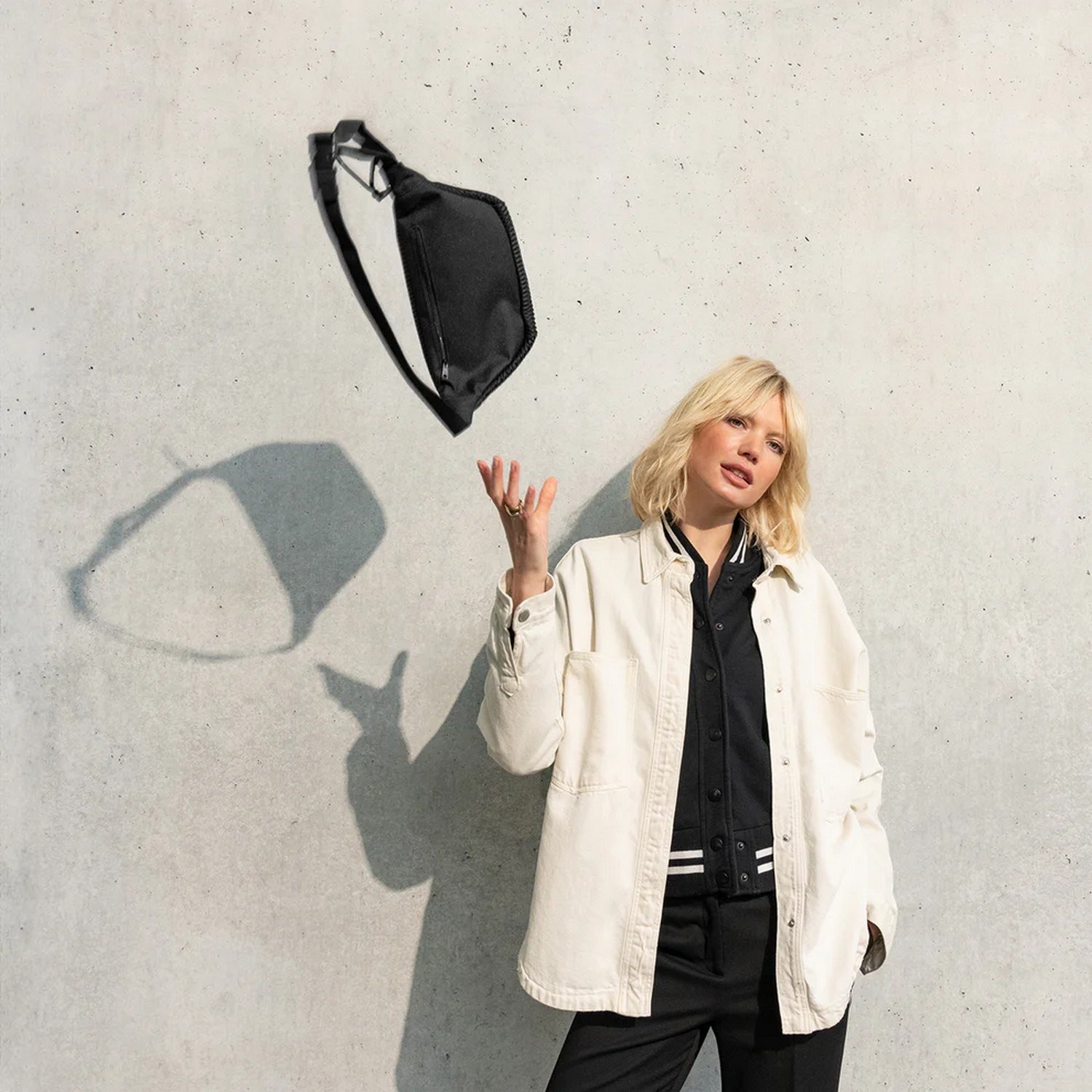 Crossbody (ledvinka) Reisenthel Extralite Beltbag mesh black_3