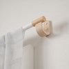 Garnýž Umbra BELLWOOD s dřevěnými koncovkami 107-305 cm bílá/přírodní_0