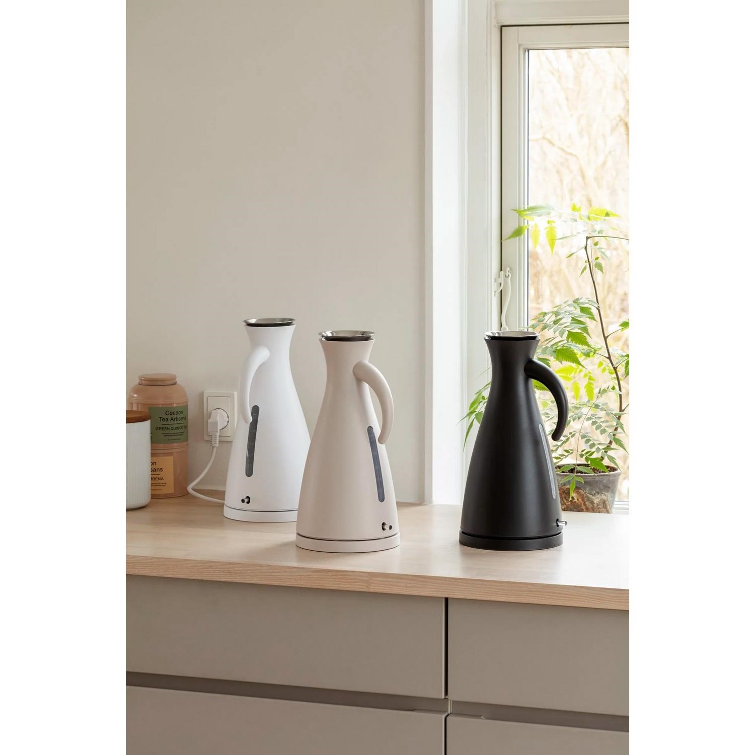 Rychlovarná konvice Eva Solo 1,5l bílá matná_2