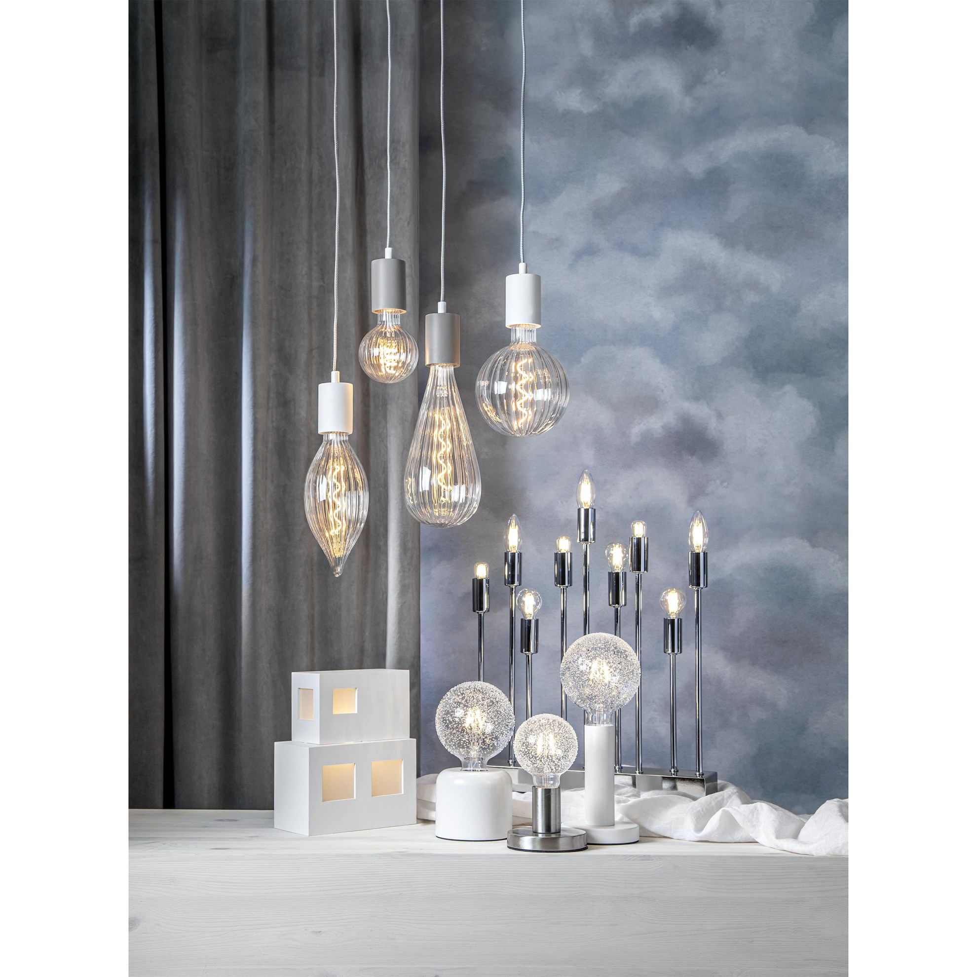LED žárovka E14 A++, 3 stupně intenzity svícení_0
