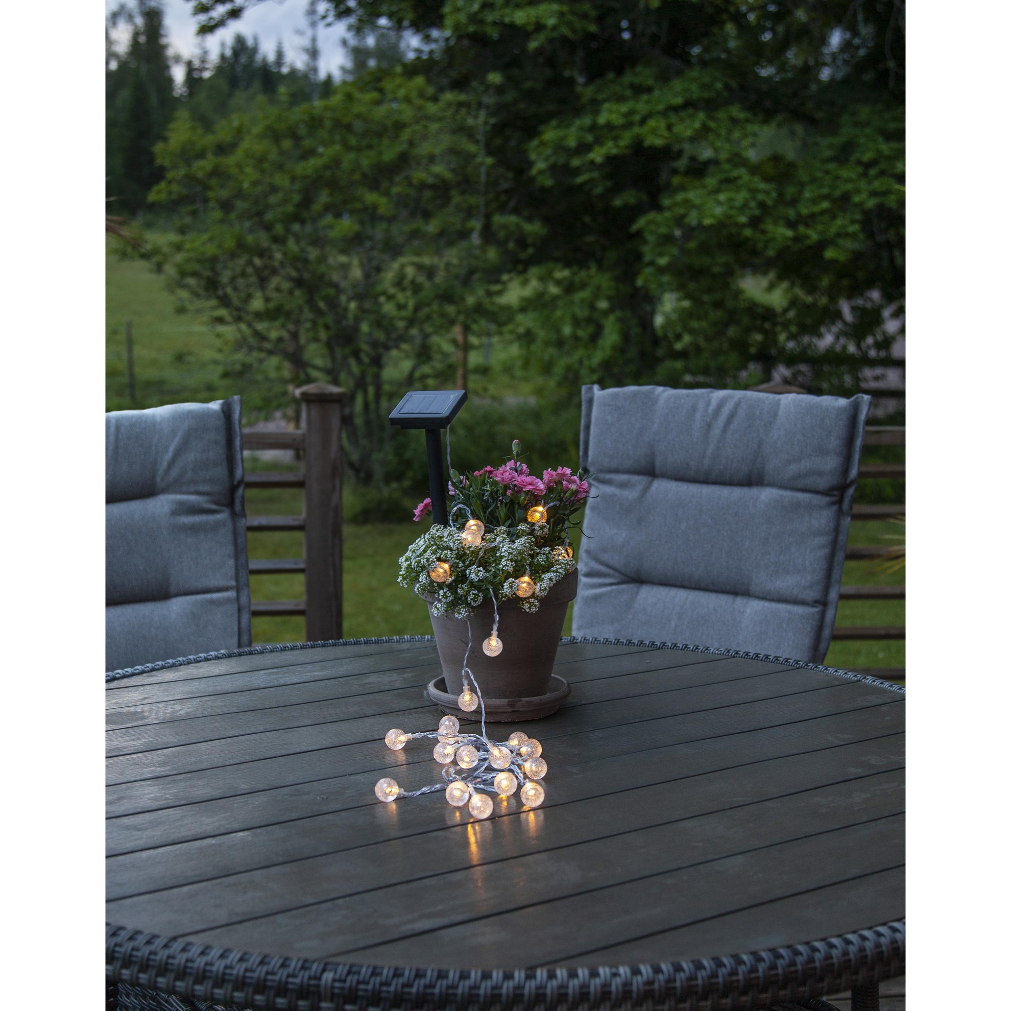 LED solární osvětlení GLOBINI 20xLED D.4,7m_0