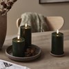 LED parafínová svíčka FLAMME 7,5x10 cm, s časovačem, zelená_0