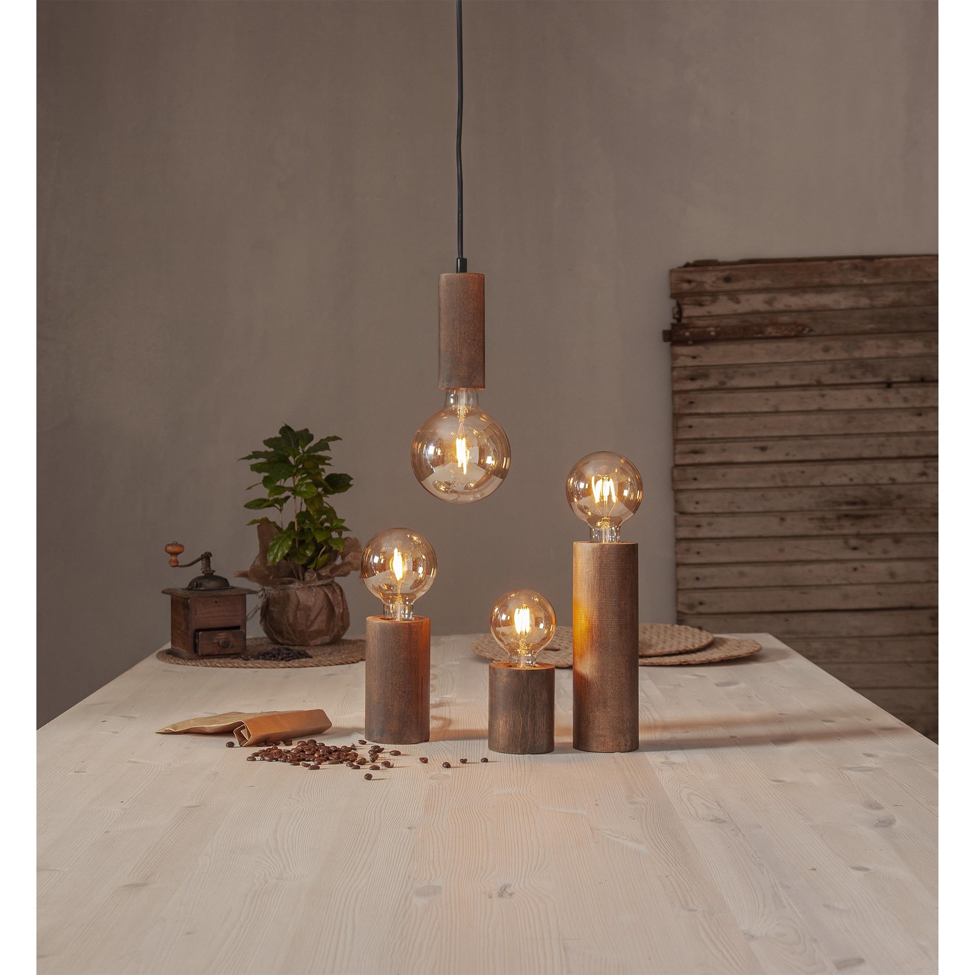Dekorační LED žárovka PLAIN AMBER E27, A++, 80lm, 2000K jantarová_0