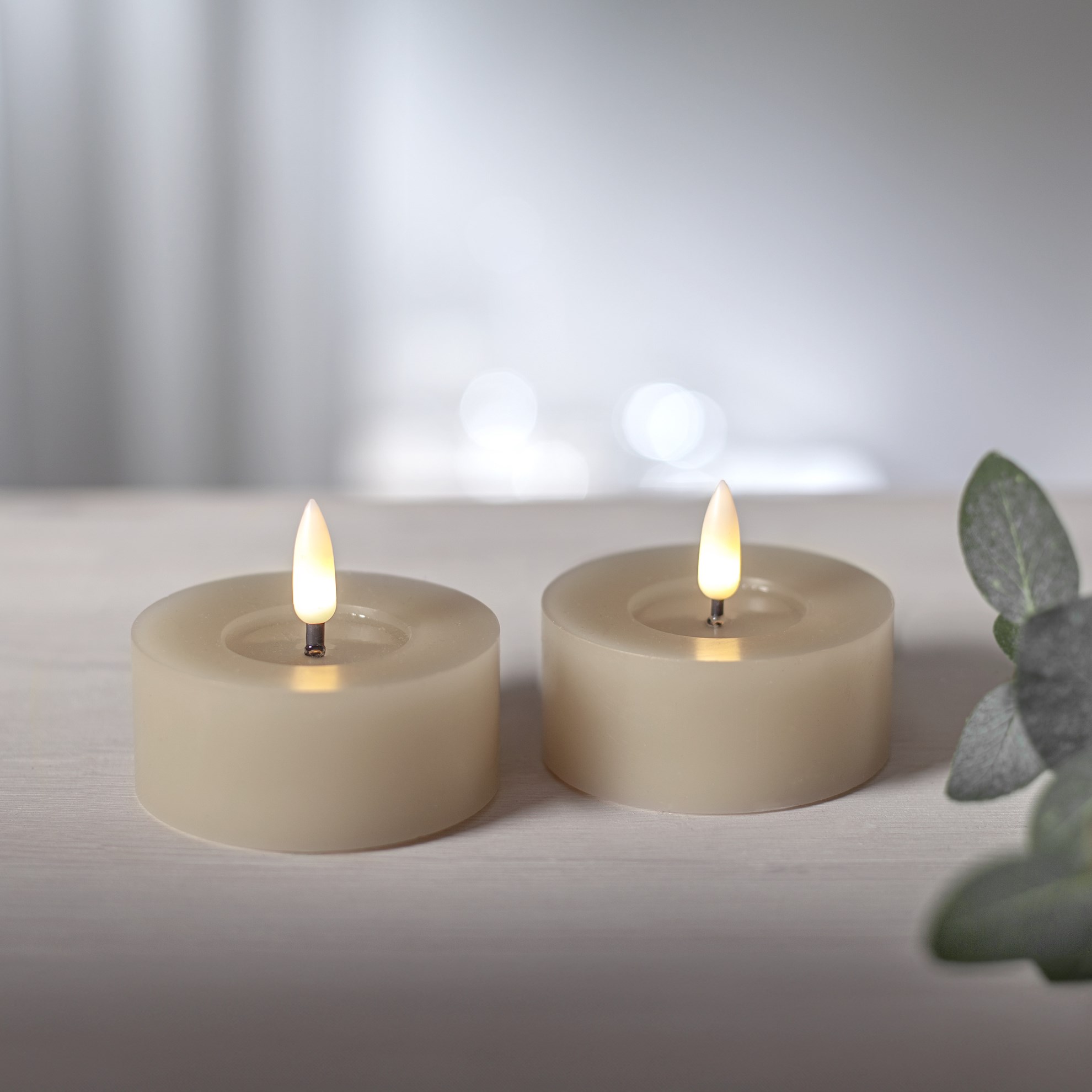 LED větší čajová svíčka FLAMME SET/2ks béžová_0