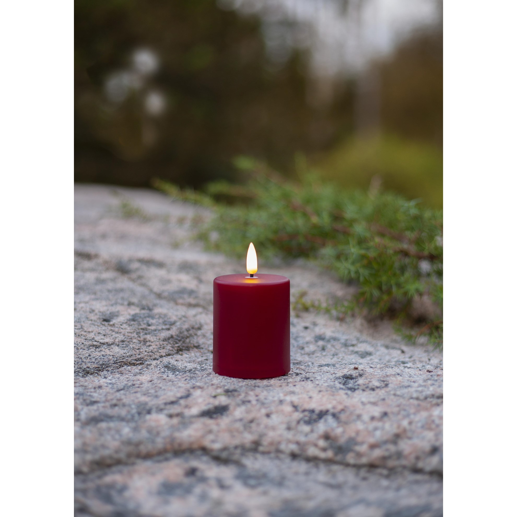 LED svíčka FLAMME PAULA 10 cm červená_3