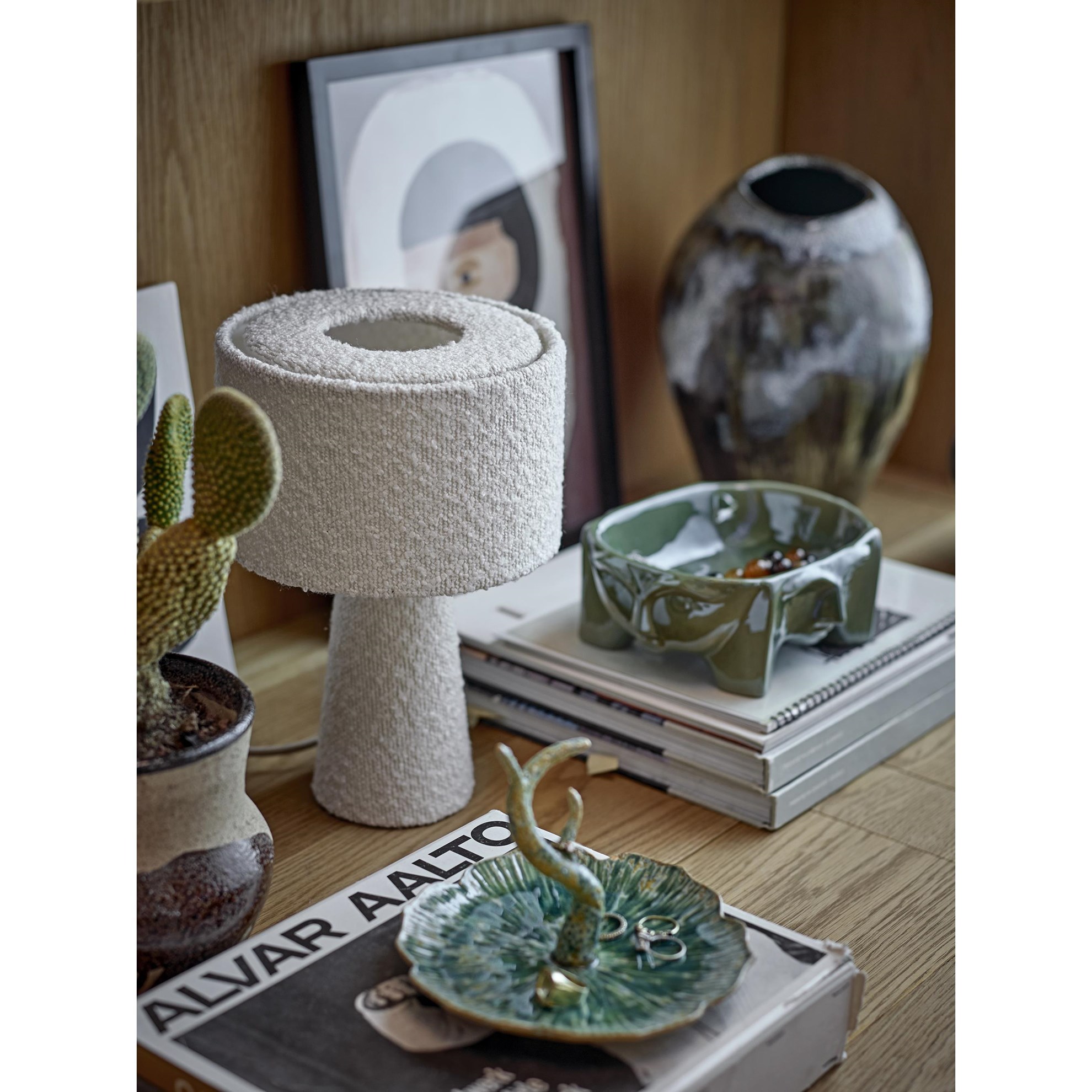 Obraz v hnědém rámu AMANDA portrét 42x32cm hnědý_1