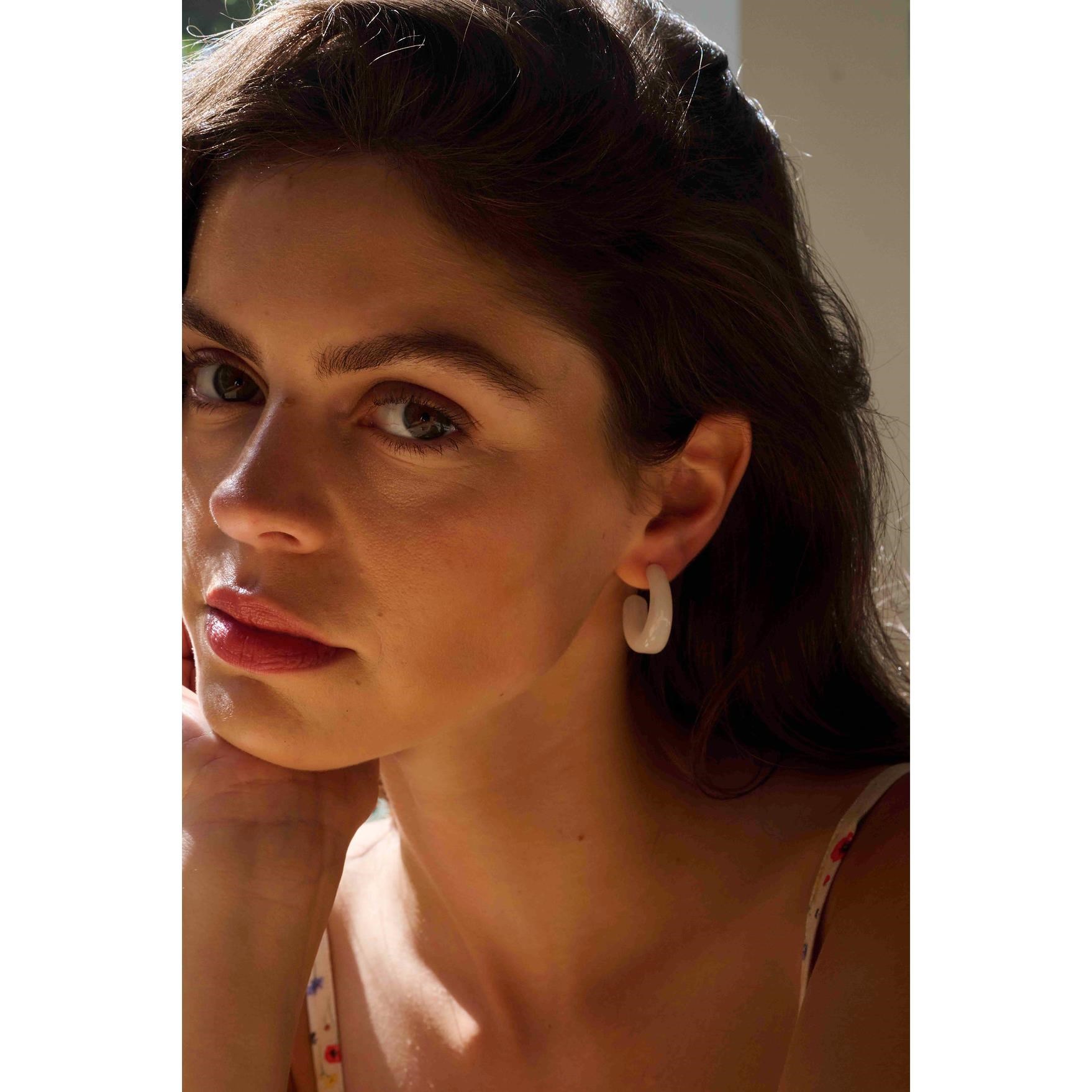 Náušnice Sticky Sis Club CERCHIO pearl white_0