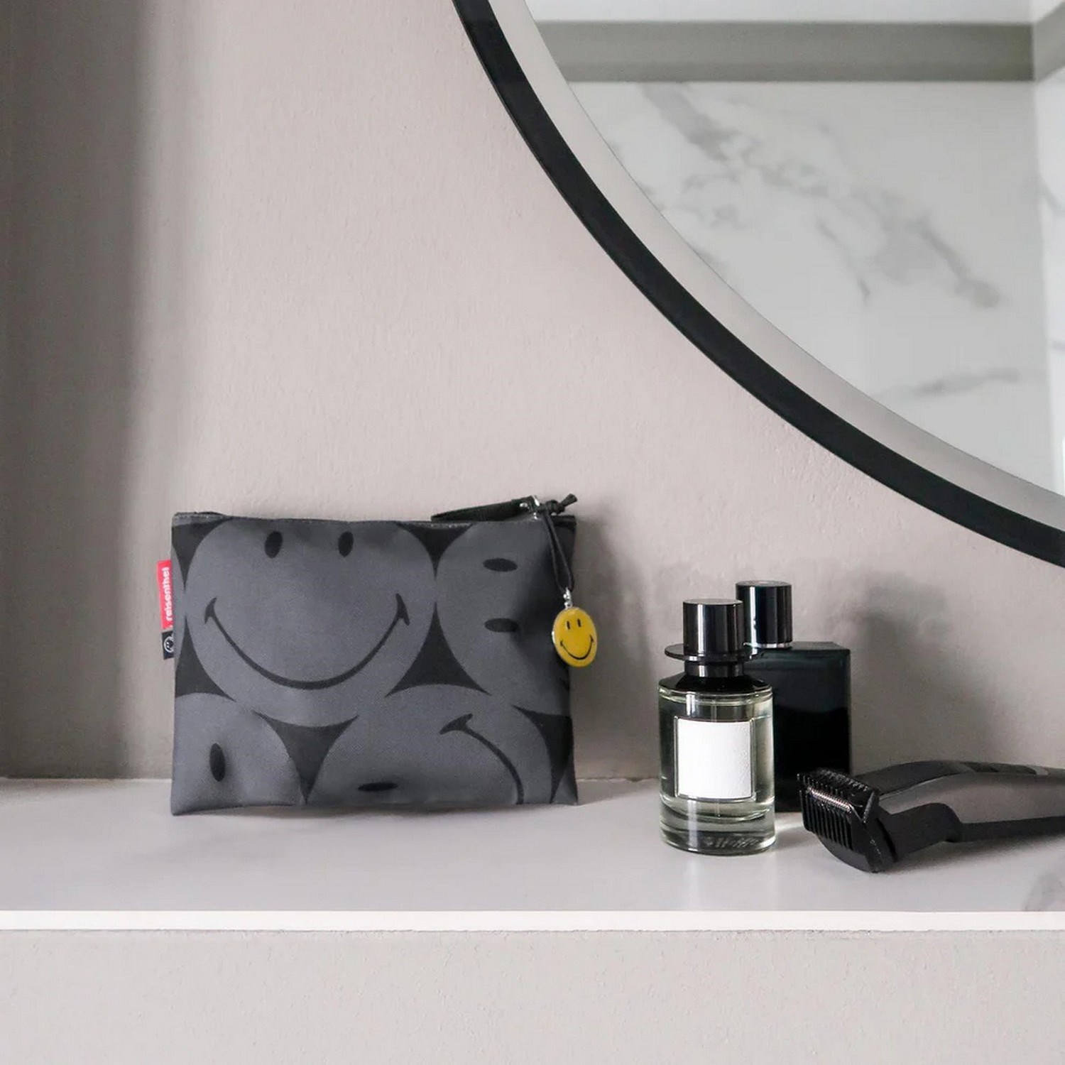 Pouzdro na zip Reisenthel Case 1 smiley grey_0