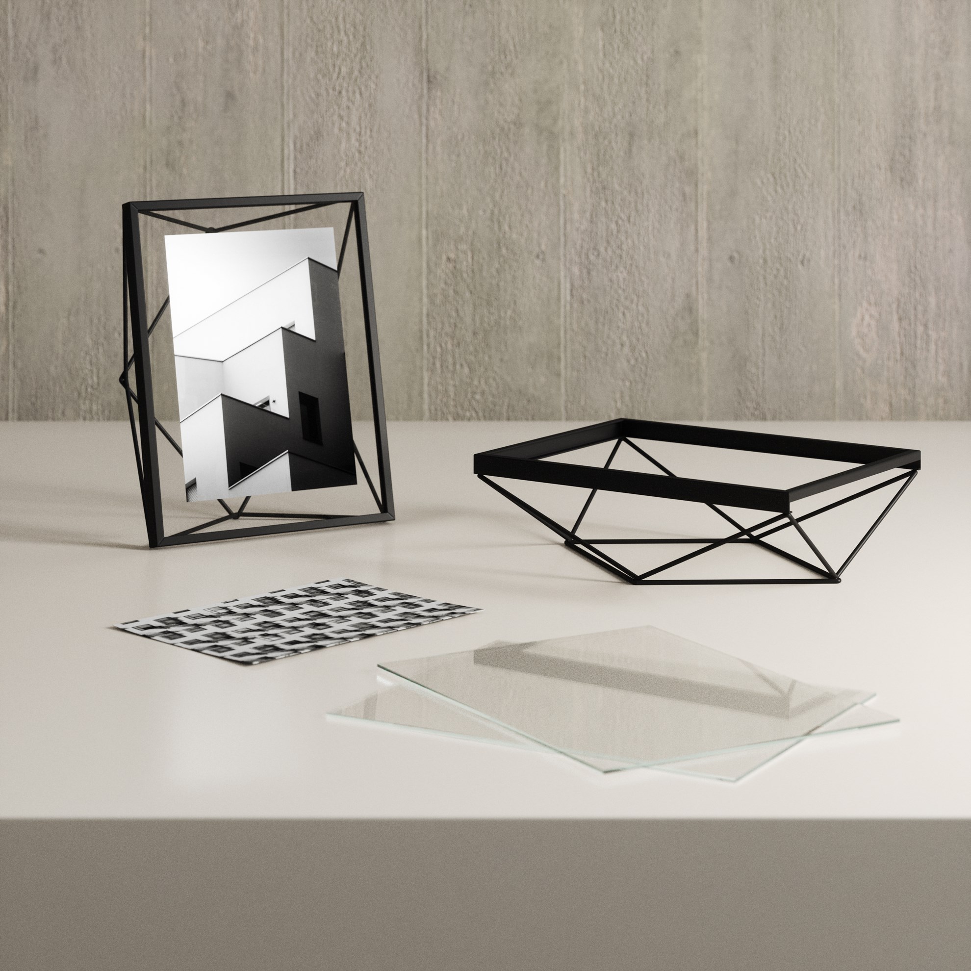 Fotorámeček Umbra PRISMA 13x18cm černý_7