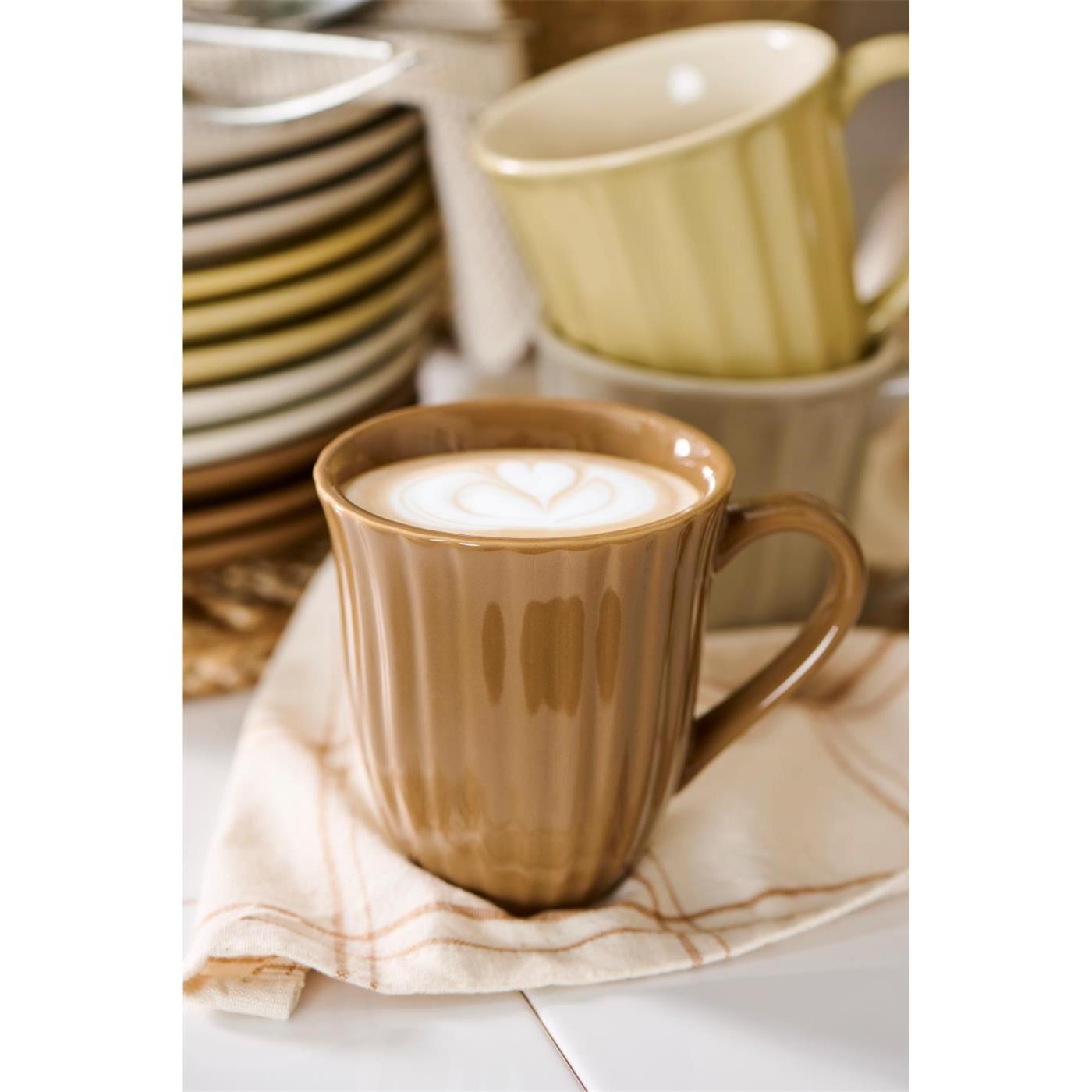 Hrnek s drážkami Mynte hazelnut_4