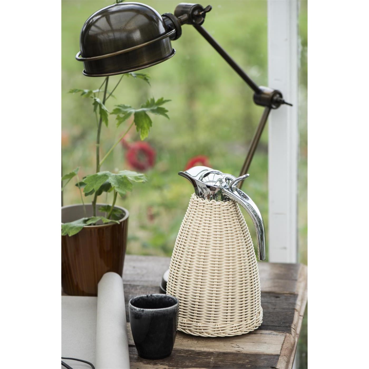 Termoska s polyratanovým opletem Ib Laursen přírodní 1,5 l_0