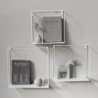 Sada 3 bílých čtvercových polic RAMSJÖHOLM_1