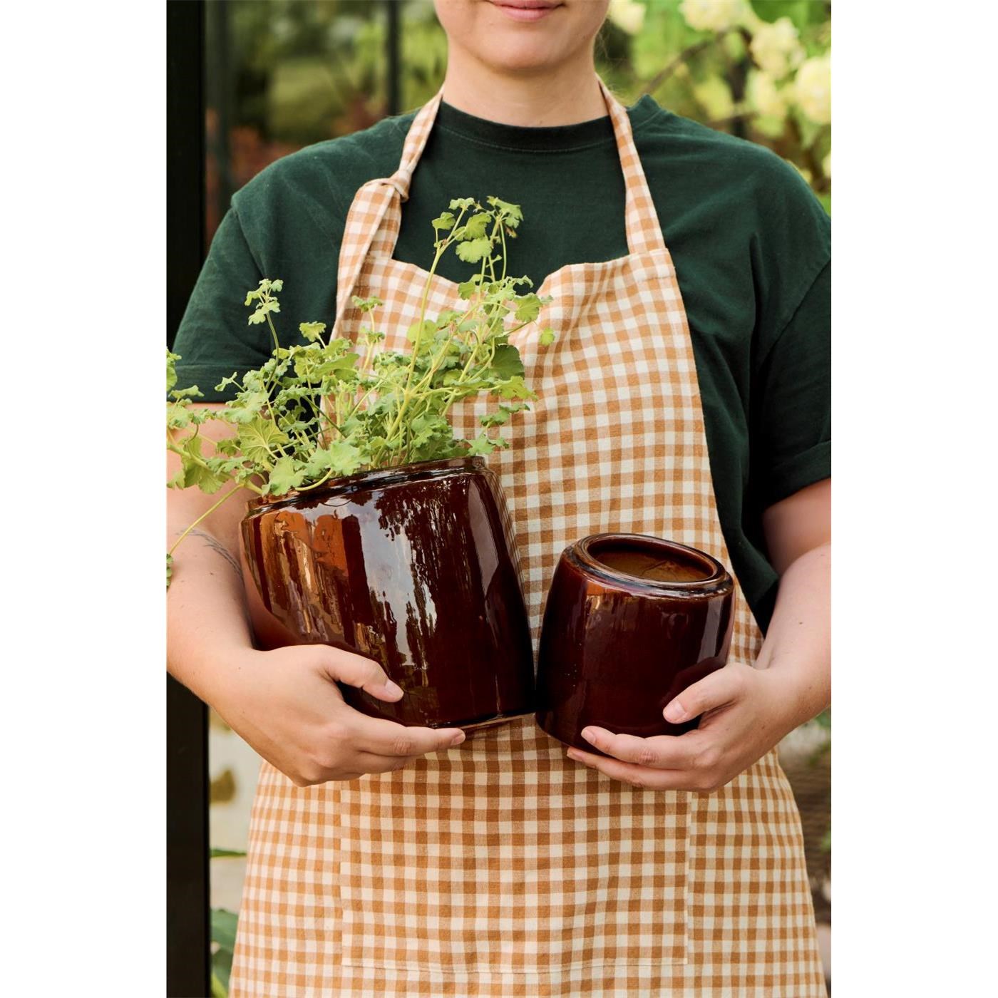 Sada 2 válcových květináčů Ib Laursen v tmavě hnědé barvě_0