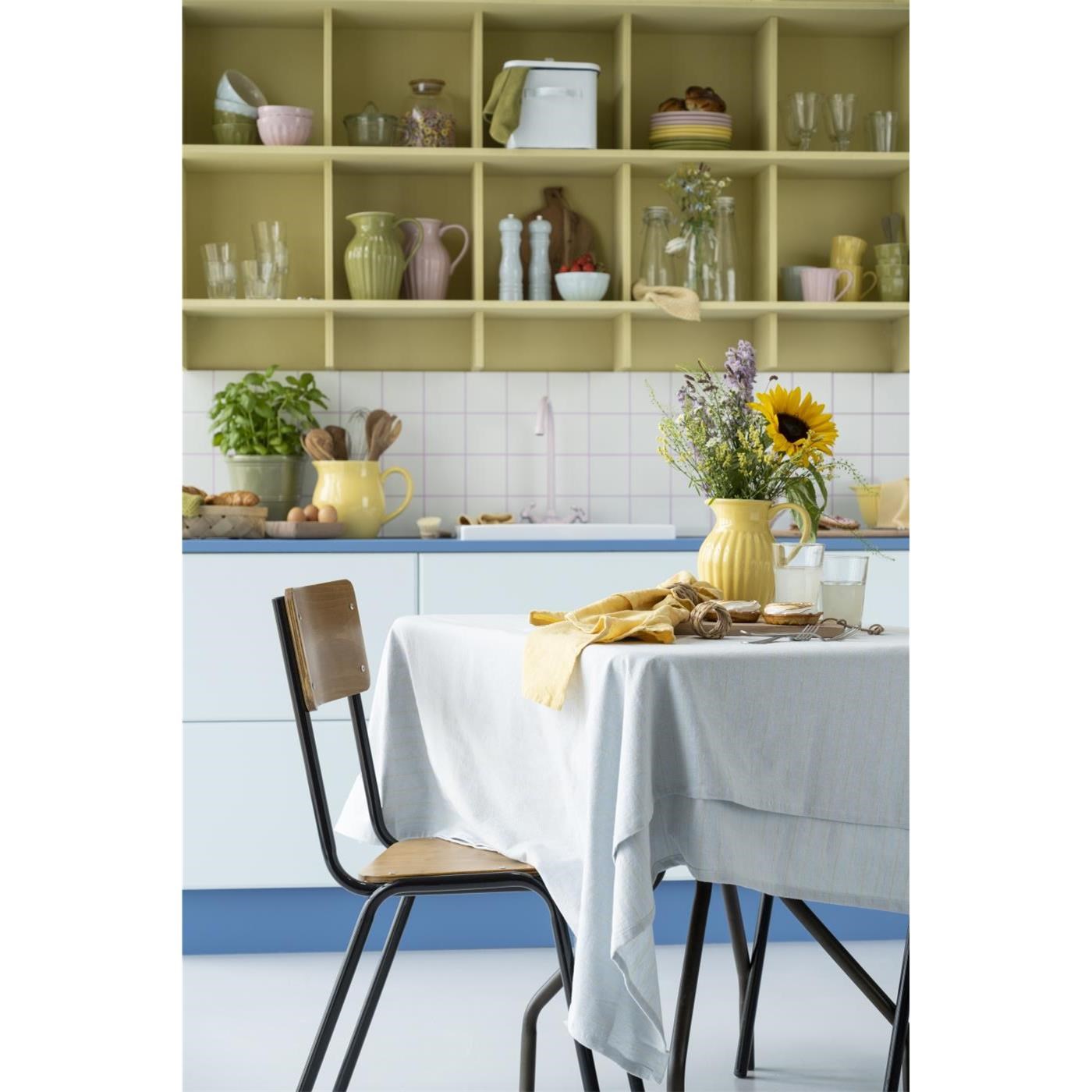 Sada dřevěných lakovaných mlýnků na sůl a pepř Ib Laursen V.21,5 cm sv. modrá_1