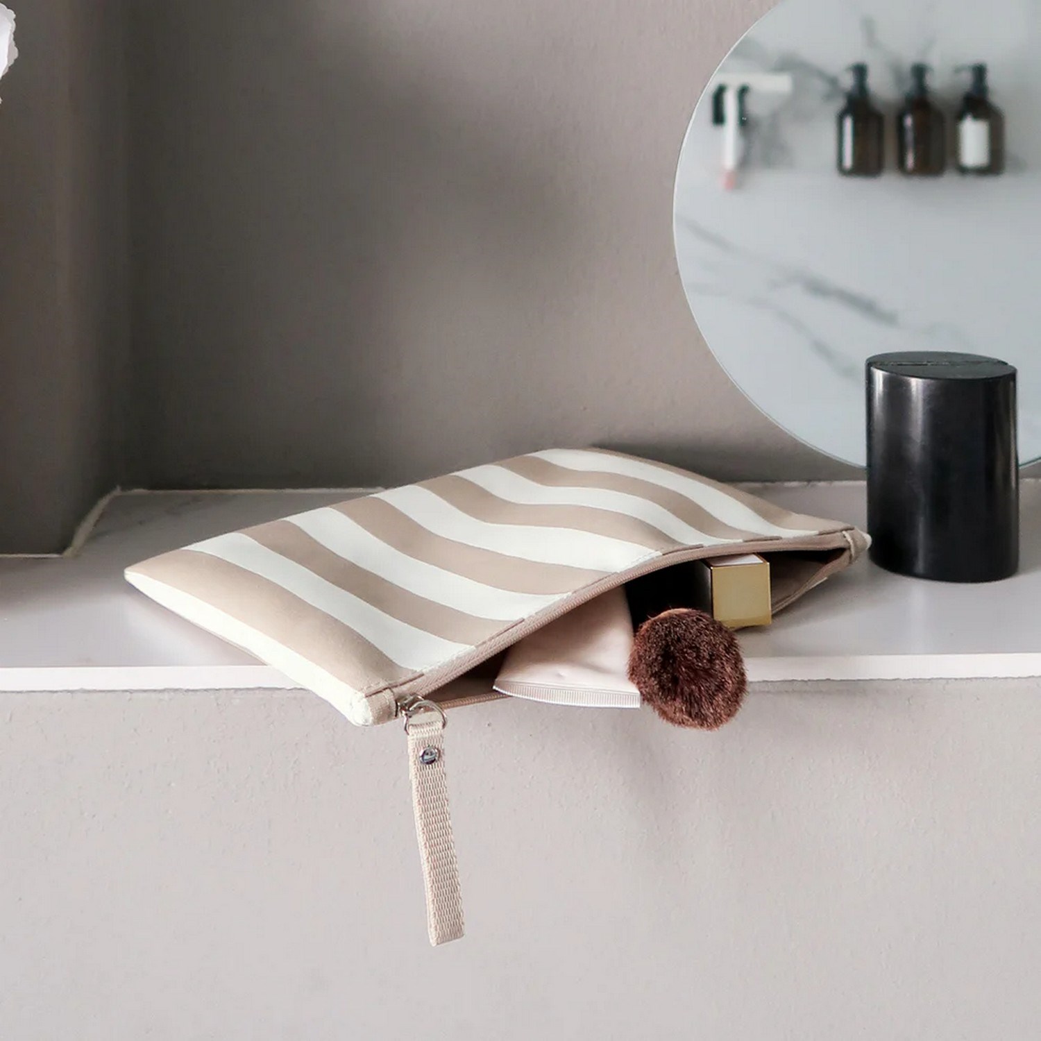 Pouzdro na zip Reisenthel Case 1 summerstripes coffee_1