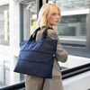Chytrá taška přes rameno Reisenthel Shopper e1 twist navy_0