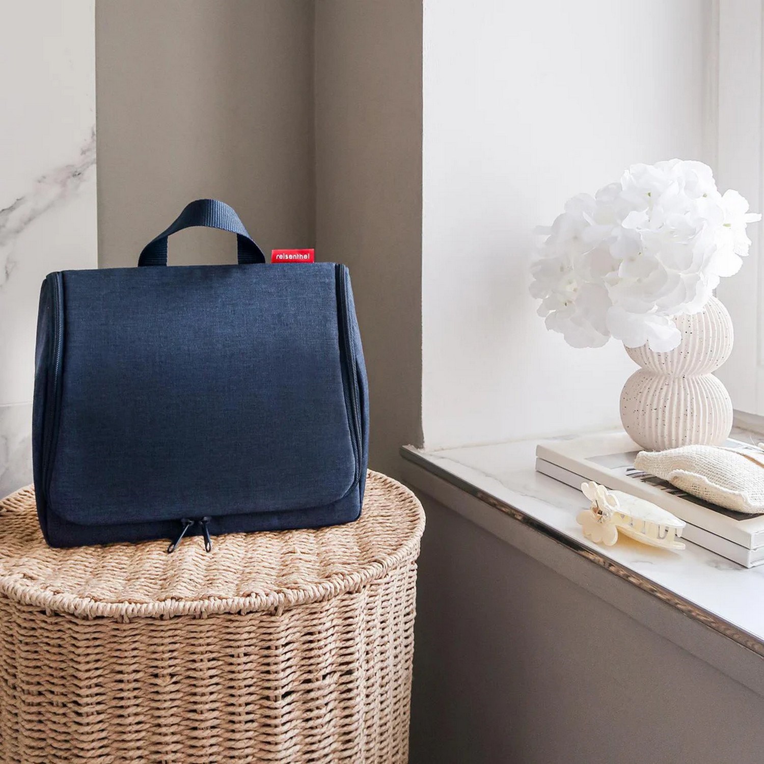 Toaletní taška Reisenthel Toiletbag XL twist navy_0