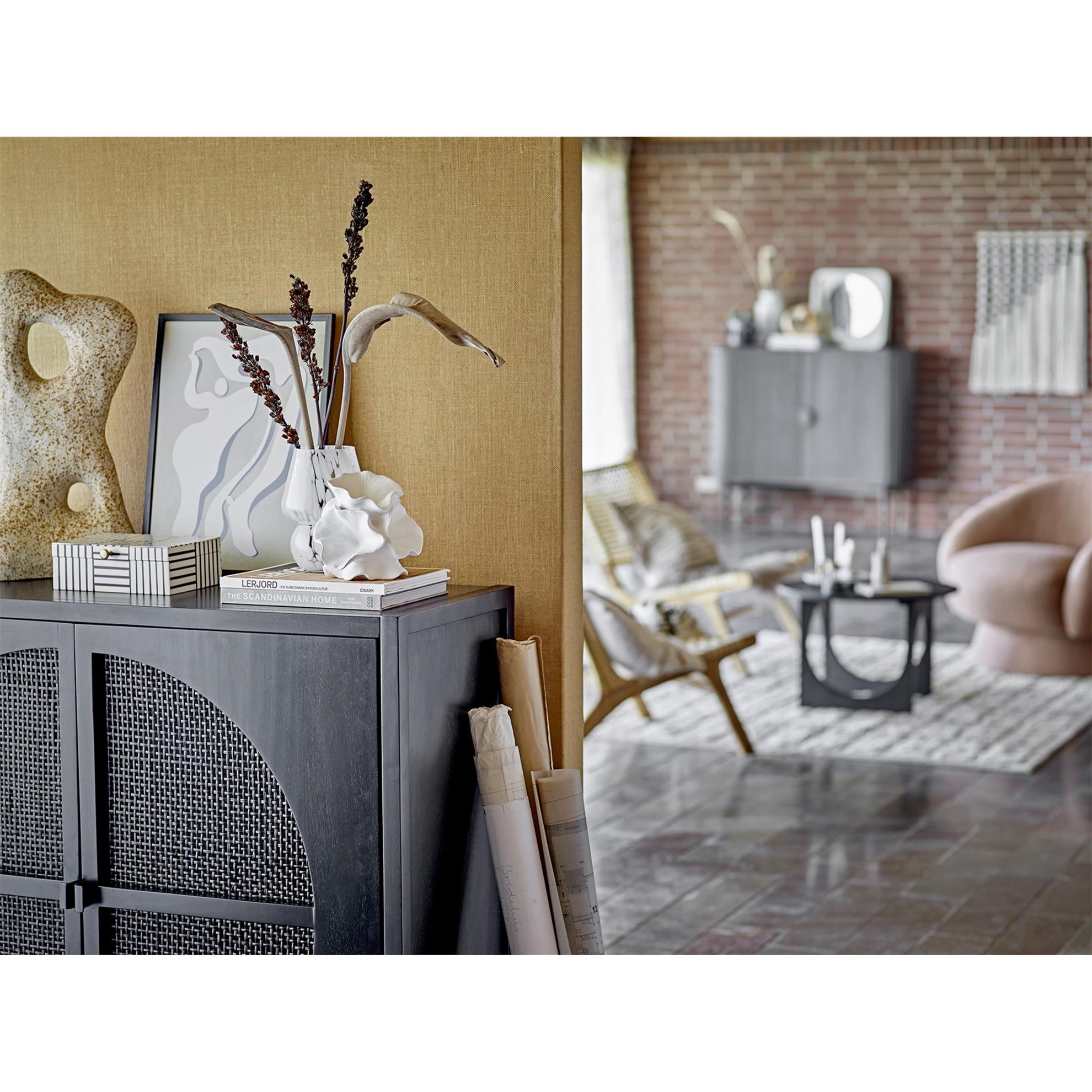 Skleněná váza HALIM V.18,5 cm bílá_1