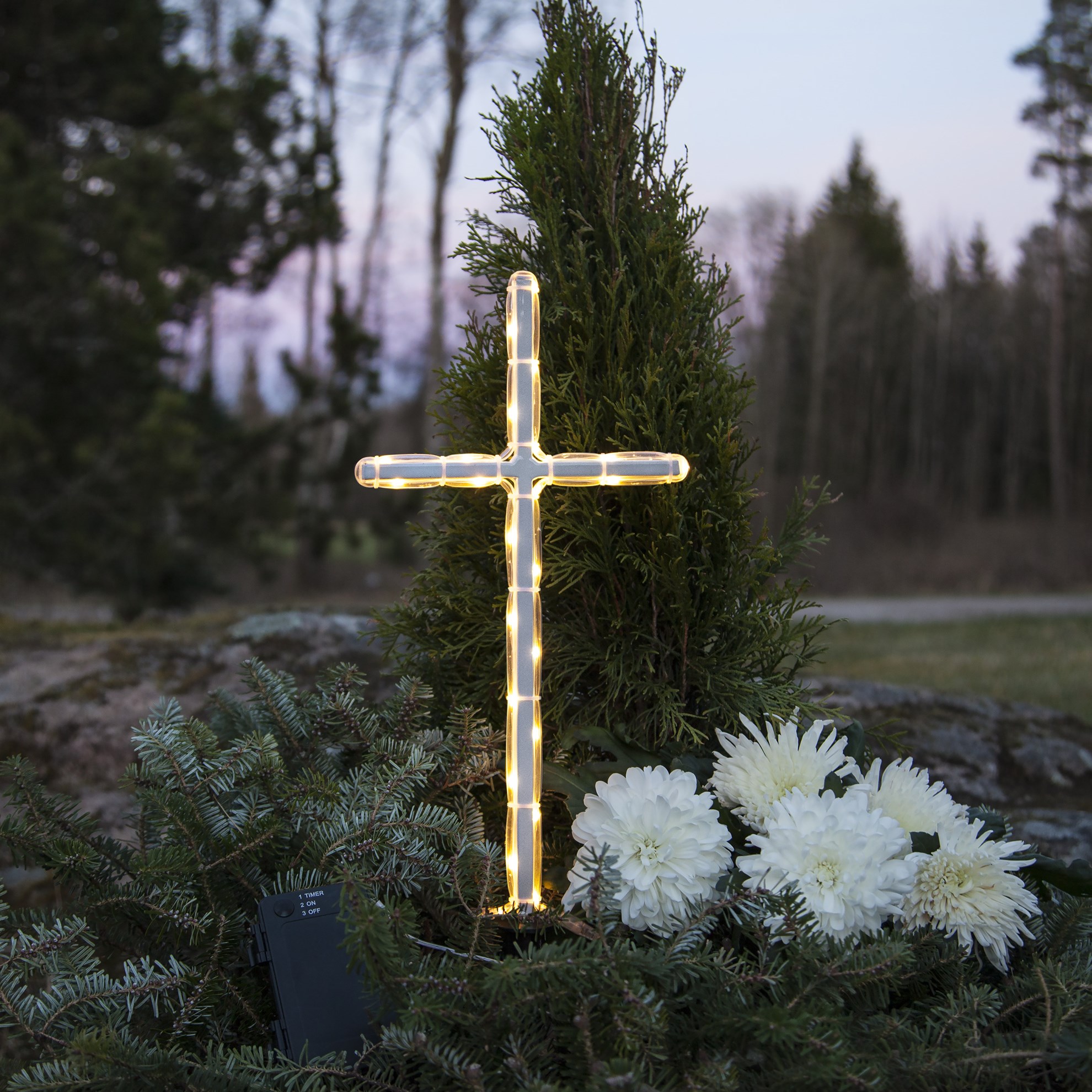 LED hřbitovní osvětlení GRAVECROSS 24x LED V.42cm bílé_0